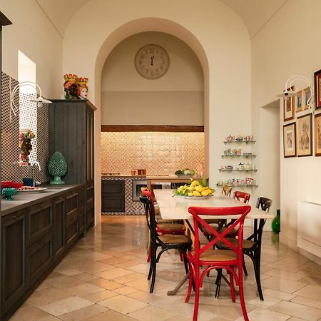 Отель Relais Palazzo Del Barone (Adults Only) Сорренто Экстерьер фото
